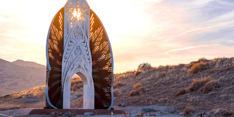 "Transitional Portal" erected in Nevada