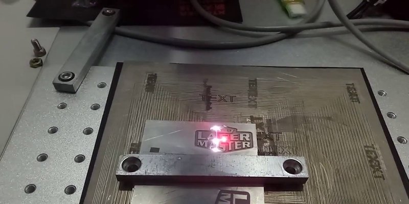 Fiber laser engraver