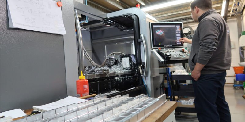 CNC Machining Factory