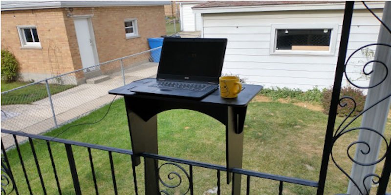 Maslow Desk 3