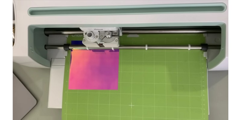 Vinyl cutting with Cricut Maker Machine