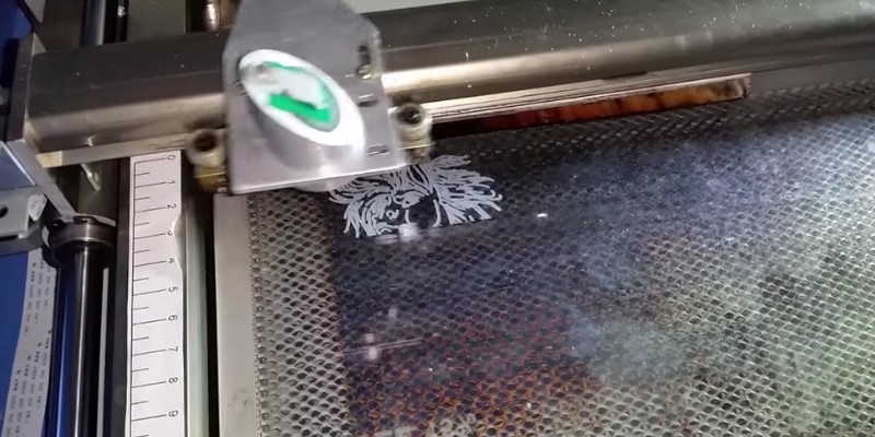 Glass engraving with OMTech 40W