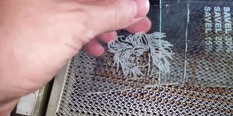 Glass engraving with OMTech 40W